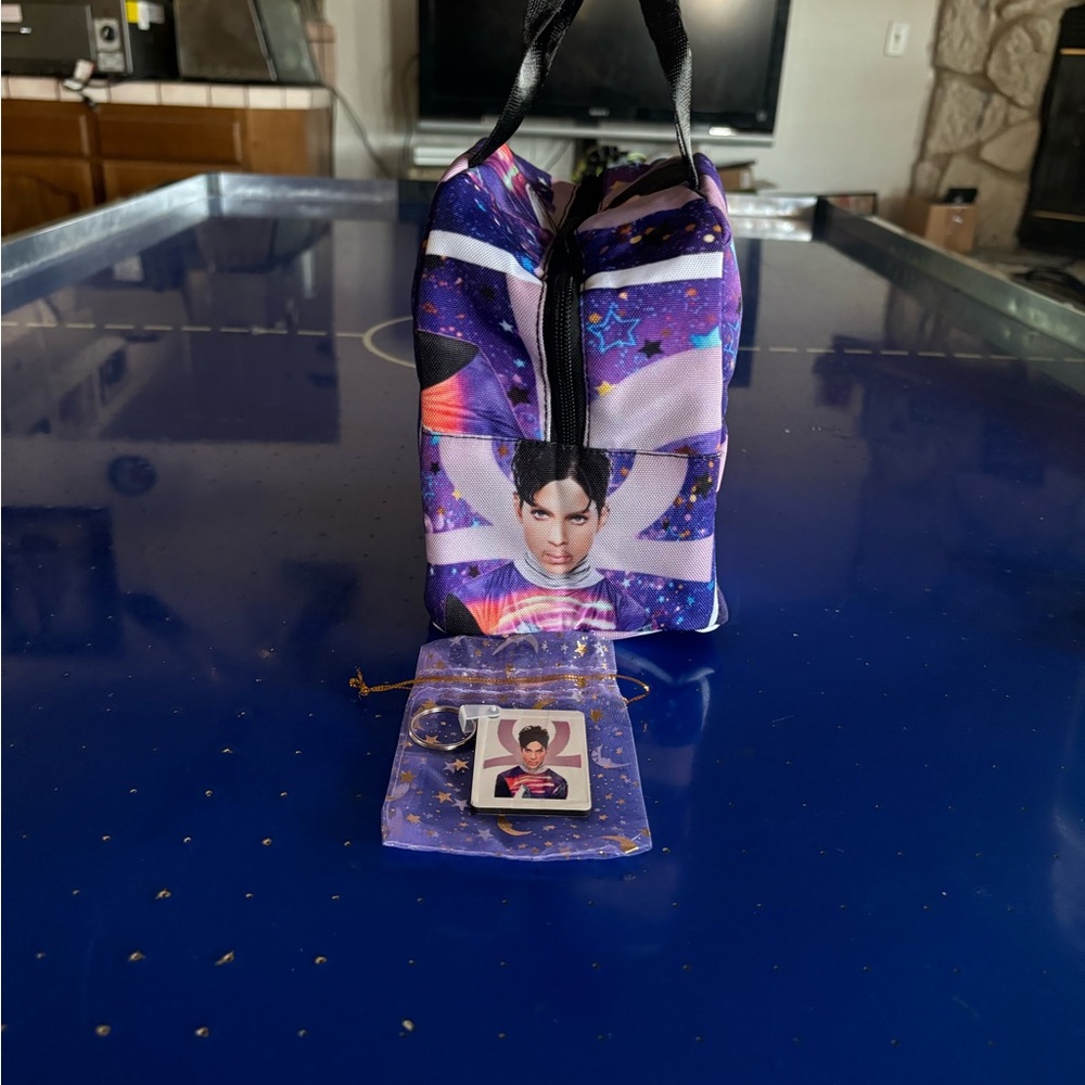 Prince lunchbox - Picture 3 of 5